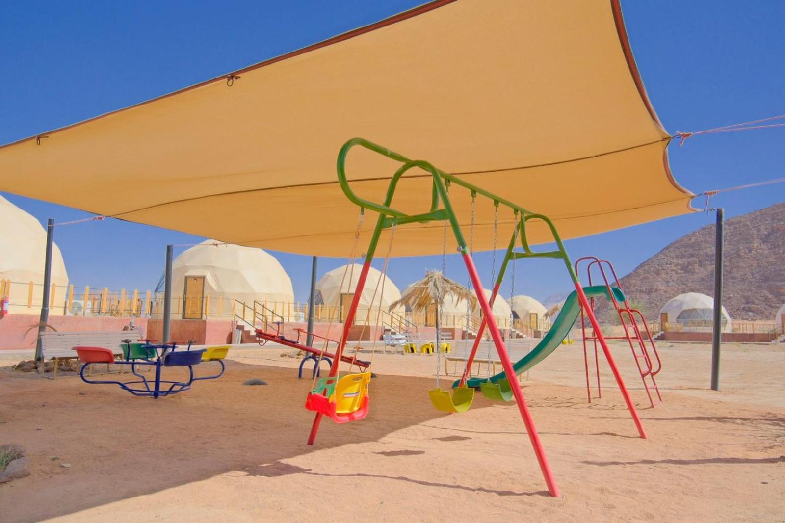 Adel Rum Camp Bubbles Wadi Rum Extérieur photo